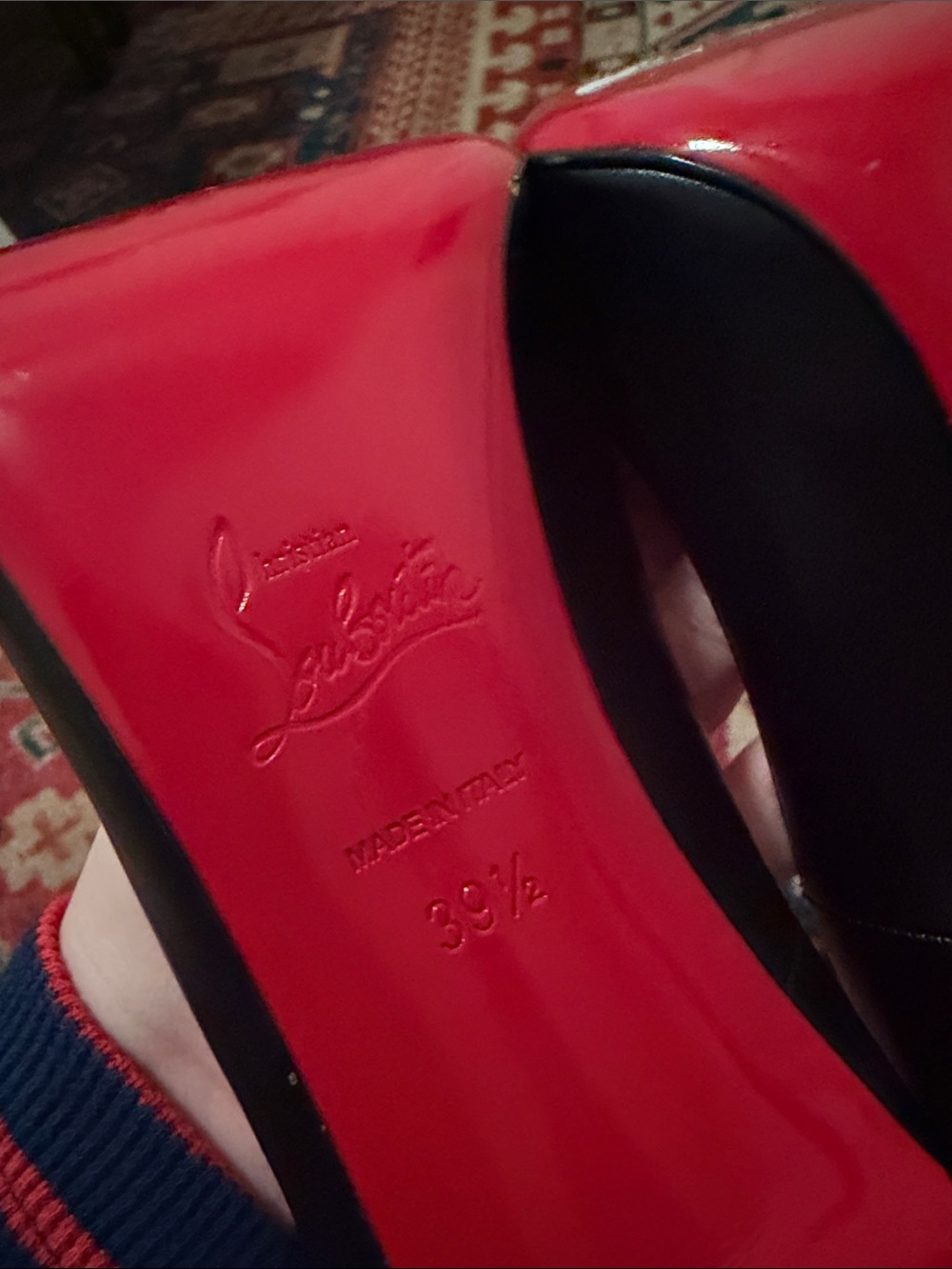 Black Pointed Leather Pumps - Picture 4 of 9